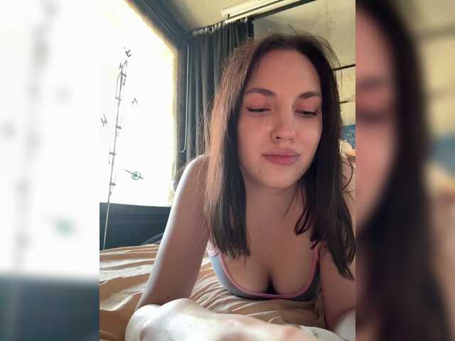 -Your-Michelle-'s BongaCams show and profile