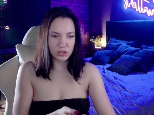 -Your-Michelle-'s BongaCams show and profile