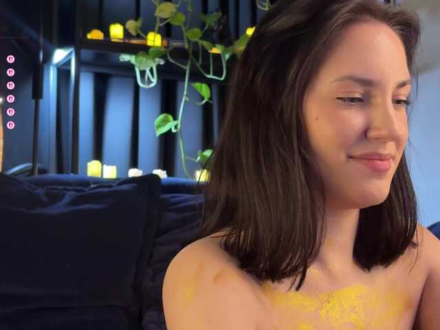 -Your-Michelle-'s BongaCams show and profile