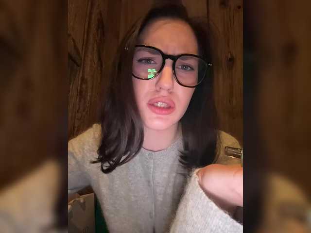 -Your-Michelle-'s BongaCams show and profile