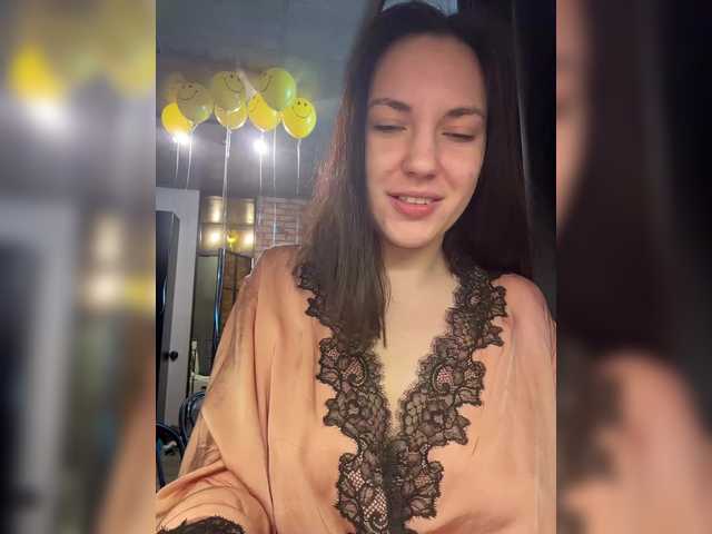 -Your-Michelle-'s BongaCams show and profile