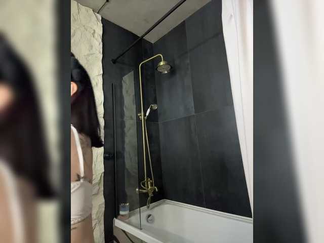 -Your-Michelle-'s BongaCams show and profile