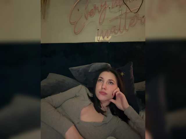 -Your-Michelle-'s BongaCams show and profile