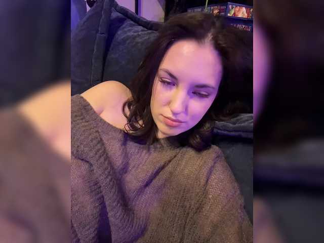 -Your-Michelle-'s BongaCams show and profile