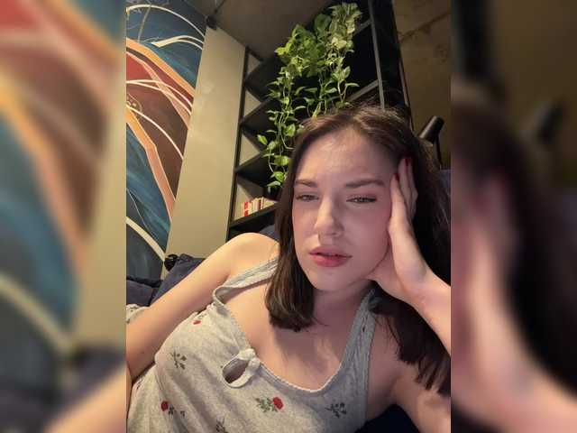 -Your-Michelle-'s BongaCams show and profile