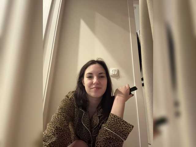 -Your-Michelle-'s BongaCams show and profile