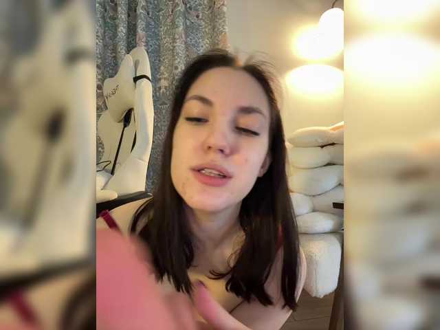 Naked -Your-Michelle- wants you to fuck her body now -Your-Michelle- from BongaCams