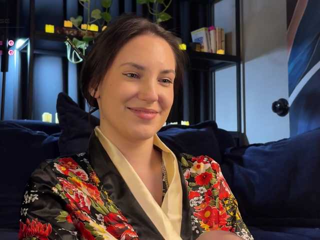 -Your-Michelle-'s BongaCams show and profile