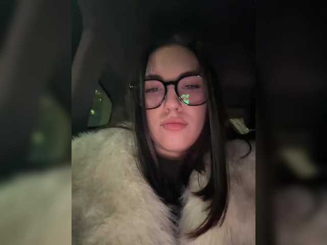 -Your-Michelle-'s BongaCams show and profile