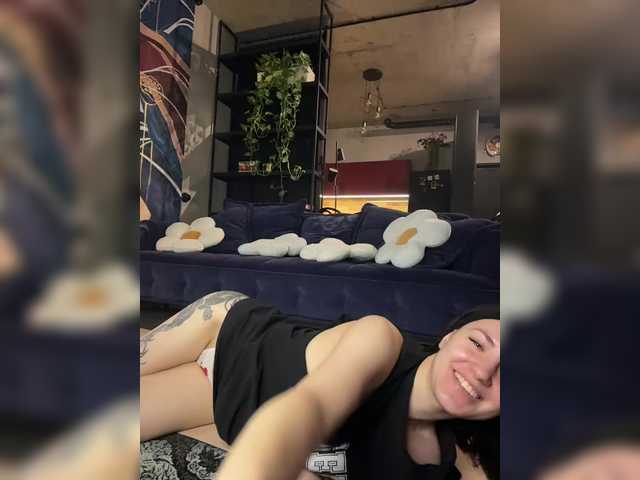 -Your-Michelle-'s BongaCams show and profile