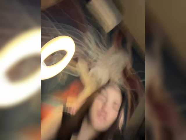 -Your-Michelle-'s BongaCams show and profile