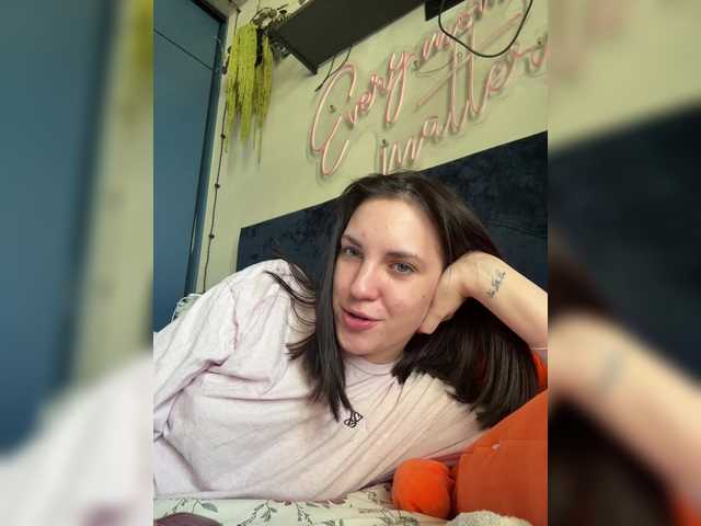 -Your-Michelle-'s BongaCams profile