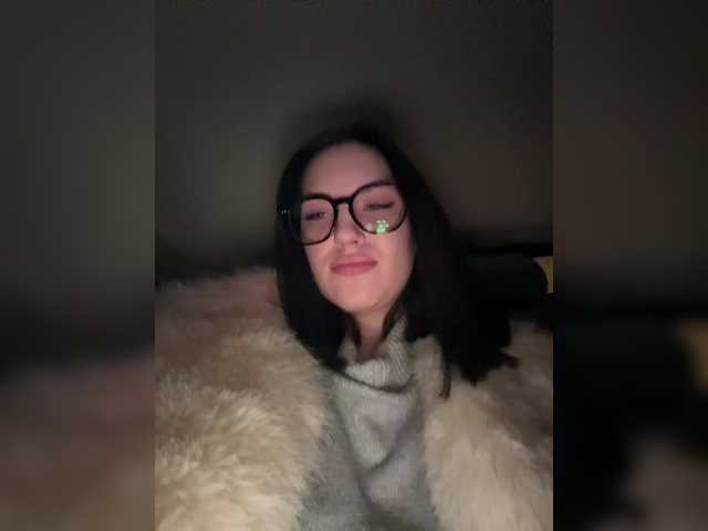 -Your-Michelle-'s BongaCams show and profile