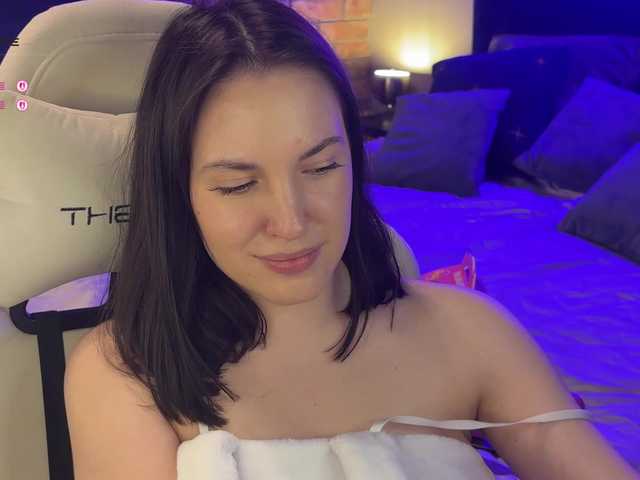 -Your-Michelle-'s BongaCams show and profile