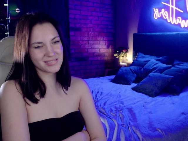 -Your-Michelle-'s BongaCams show and profile