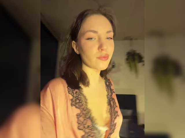 -Your-Michelle-'s BongaCams show and profile