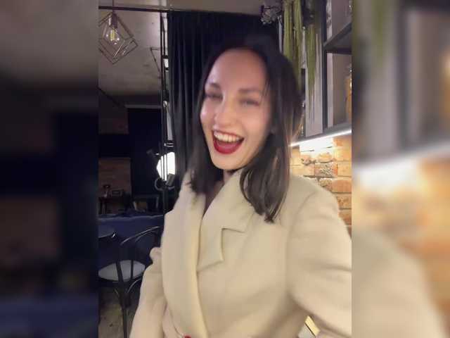 -Your-Michelle-'s BongaCams show and profile