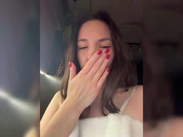 -Your-Michelle-'s BongaCams show and profile