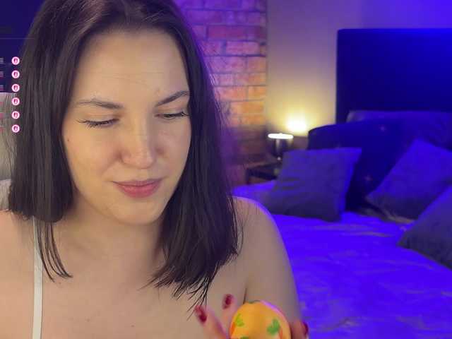 -Your-Michelle-'s BongaCams show and profile