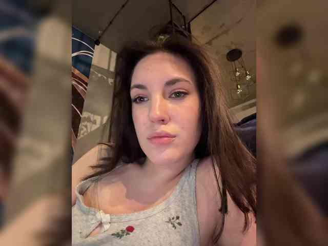 -Your-Michelle- webcam