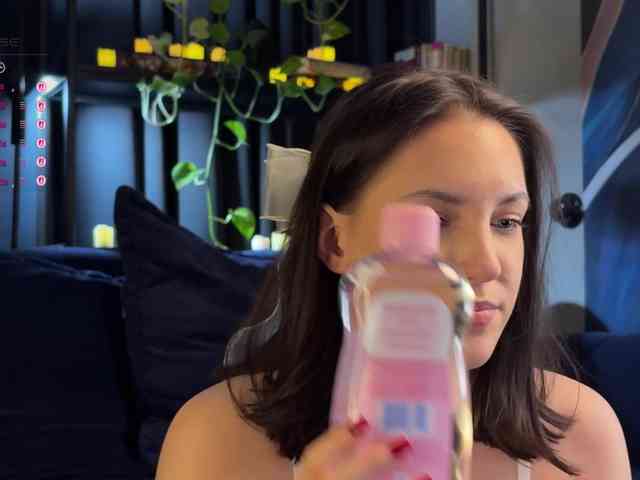 -Your-Michelle- webcam