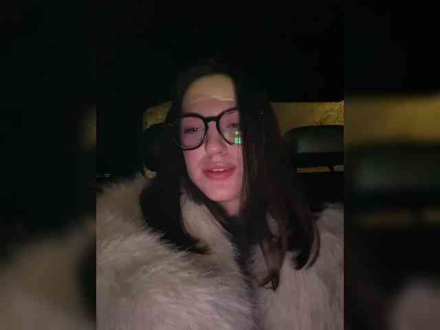 -Your-Michelle- webcam