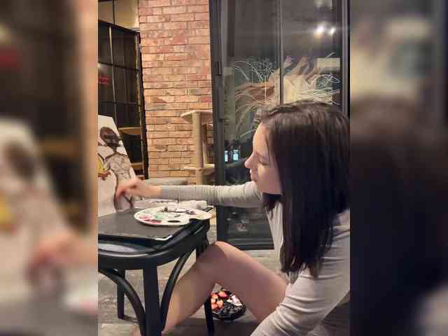 -Your-Michelle- webcam