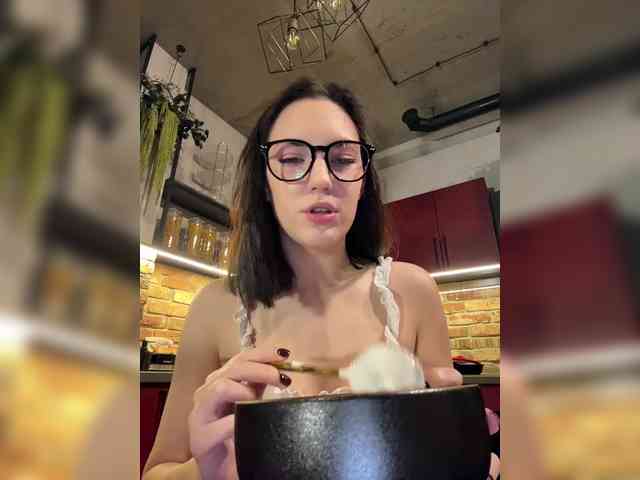 -Your-Michelle- webcam