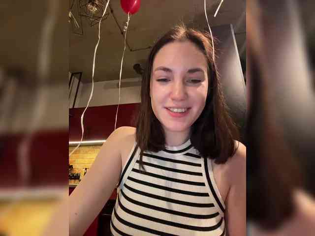 -Your-Michelle- webcam