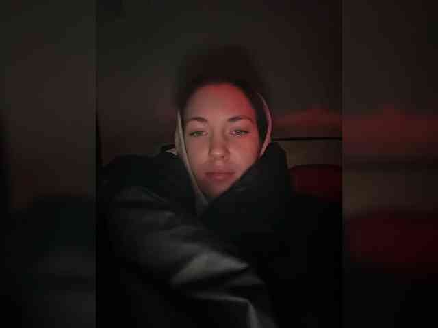 -Your-Michelle- webcam