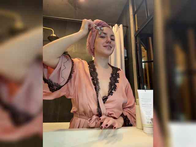 -Your-Michelle- webcam