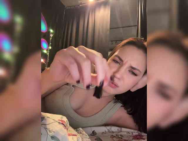 -Your-Michelle- webcam