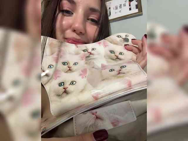 -Your-Michelle- webcam