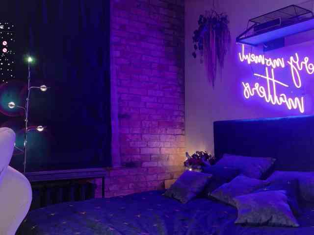 -Your-Michelle- webcam