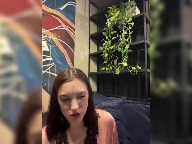 -Your-Michelle- webcam