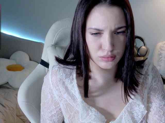 -Your-Michelle- webcam