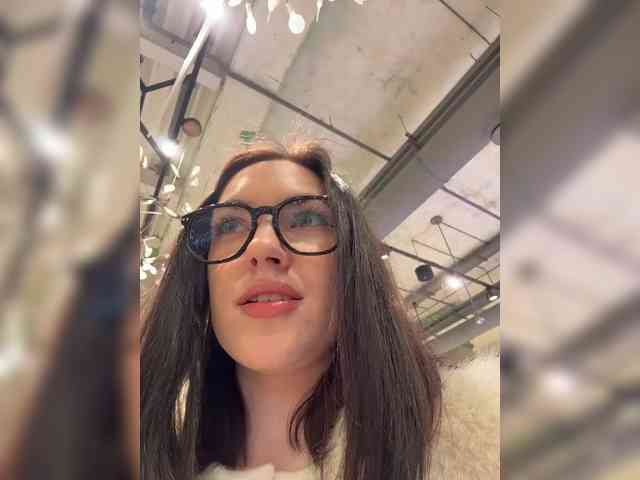 -Your-Michelle- webcam