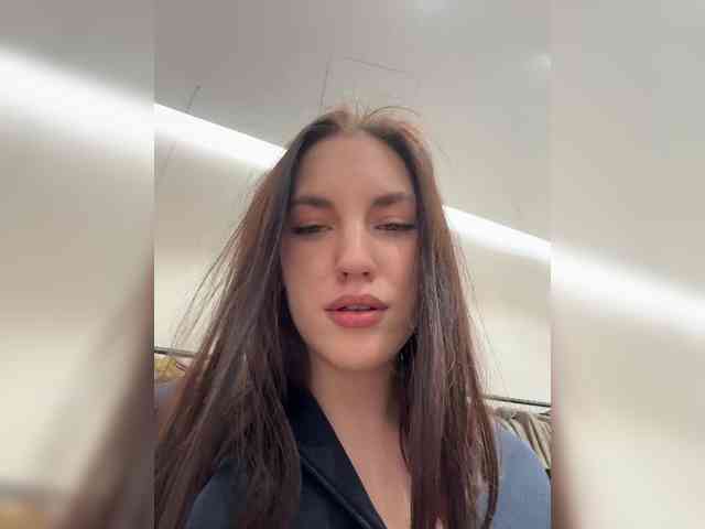 -Your-Michelle- webcam