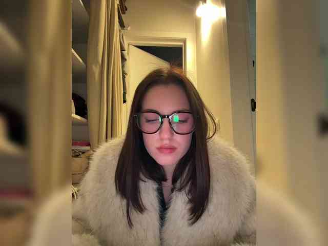 -Your-Michelle- webcam