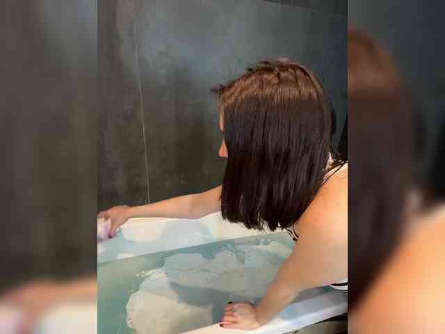 -Your-Michelle- webcam