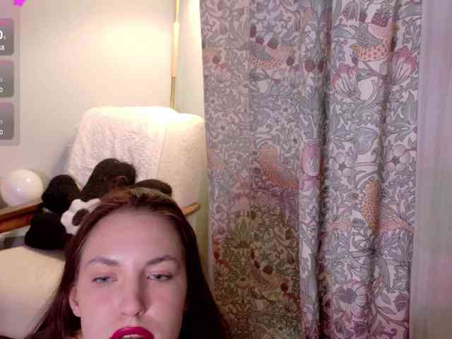 Your Michelle (20, White Cam Girl) performing deepthroat.