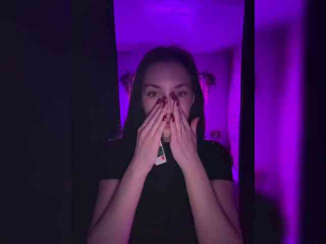 -Your-Michelle- webcam