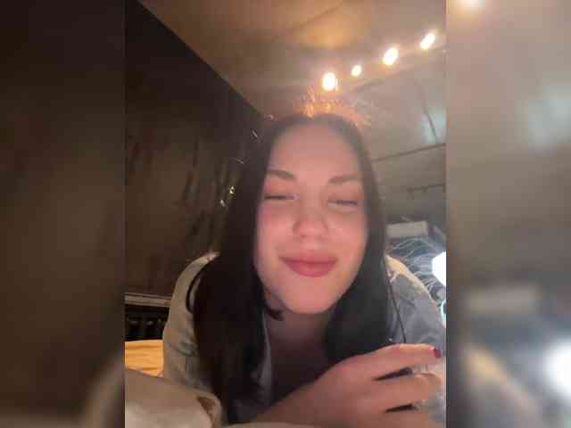 -Your-Michelle- webcam