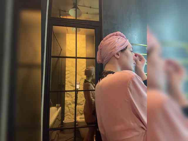 -Your-Michelle- webcam