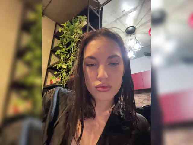 -Your-Michelle- webcam