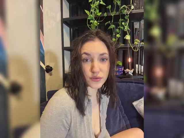 -Your-Michelle- webcam