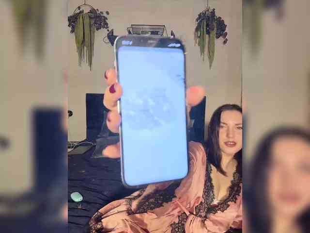 -Your-Michelle- webcam