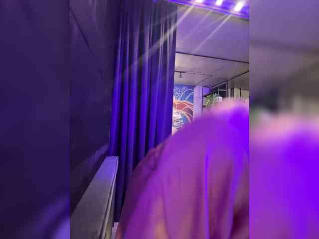 -Your-Michelle- webcam