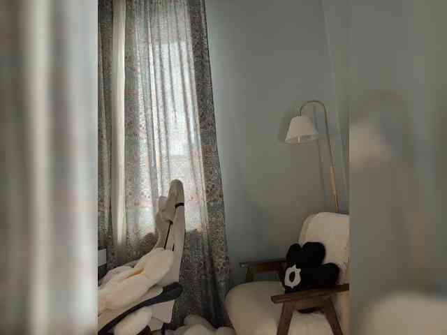 -Your-Michelle- webcam