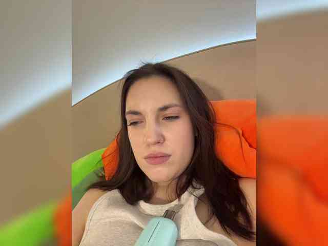 -Your-Michelle- webcam